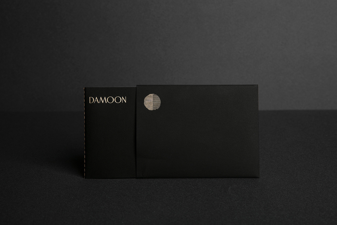 特色餐具Damoon品牌形象策劃——視覺品牌設(shè)計(jì)案例，家居品牌設(shè)計(jì)，品牌形象策劃，深圳品牌設(shè)計(jì)，左右格局